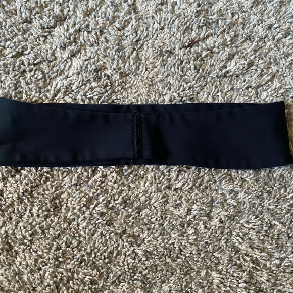 Lululemon headband - Picture 2 of 3